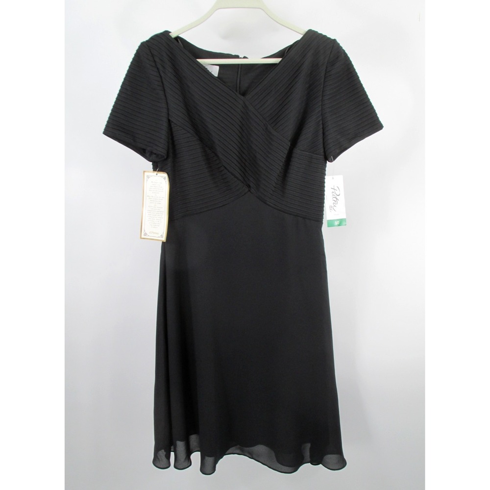 Patra Midi Fit Flare Dress Womens 10 Black Short Sleeve Pleated Vintage 90s NWT